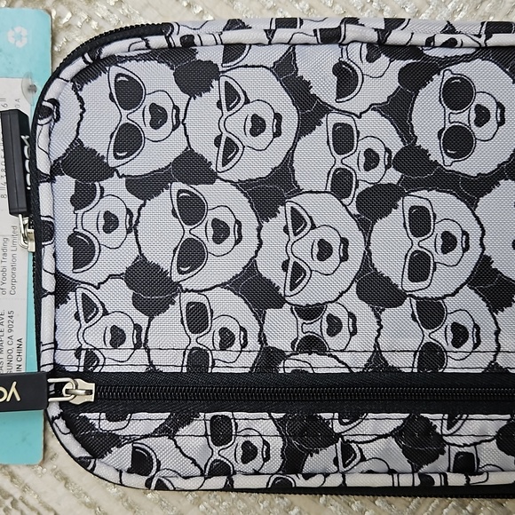 Yoobi Cool Panda Zippered Clamshell Pencil Case - Picture 7 of 8